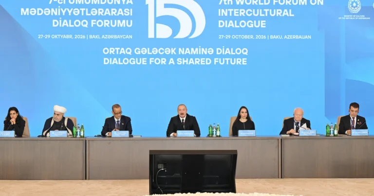 İlham Əliyev VII Ümumdünya Mədəniyyətlərarası Dialoq Forumunun açılış mərasimdə çıxış edir – Canlı