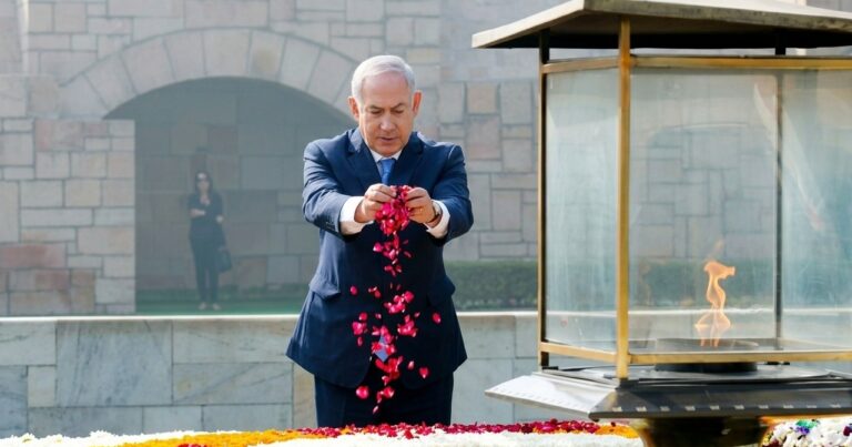 Netanyahu VİDEO yaydı – Xamenei xəstəxanada uzanmış vəziyyətdə…