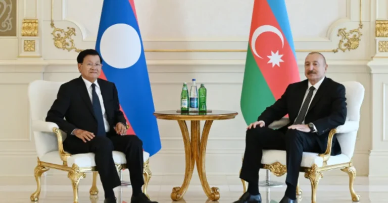 İlham Əliyevin Laos prezidenti ilə təkbətək görüşü olub – FOTO