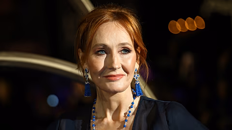 BBC “Harri Potter” müəllifi J.K. Roulinq haqqında film çəkir – FOTO BBC “Harri Potter” müəllifi J.K. Roulinq haqqında film çəkir – FOTO