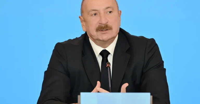 İlham Əliyev: “Azərbaycan təcrübəsi bəzi münaqişələrin aradan qaldırılmasına xidmət edə bilər” İlham Əliyev: “Azərbaycan təcrübəsi bəzi münaqişələrin aradan qaldırılmasına xidmət edə bilər”