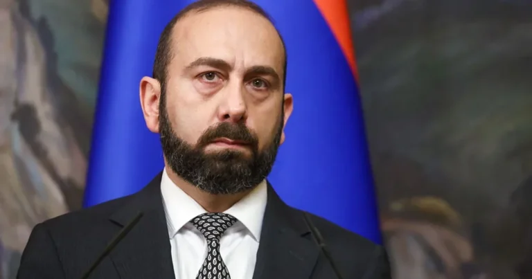 Mirzoyan: “TRIPP layihəsi Azərbaycanla sülh müqaviləsindən əvvəl icra oluna bilər” Mirzoyan: “TRIPP layihəsi Azərbaycanla sülh müqaviləsindən əvvəl icra oluna bilər”