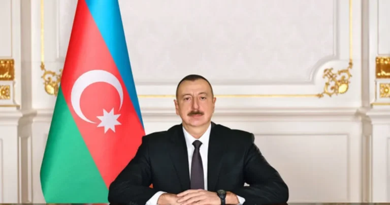 İlham Əliyev Beynəlxalq Cüdo Federasiyasının prezidentini “Dostluq” ordeni ilə təltif edib