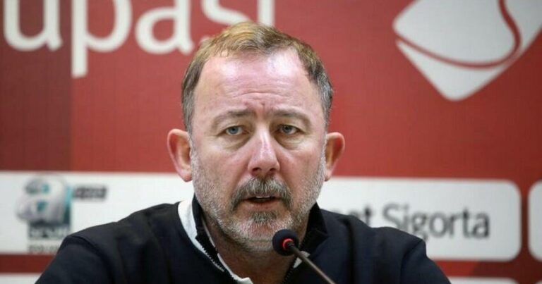 Sergen Yalçın “Beşiktaş”dan sonra Türkiyə millisində! Sergen Yalçın “Beşiktaş”dan sonra Türkiyə millisində!