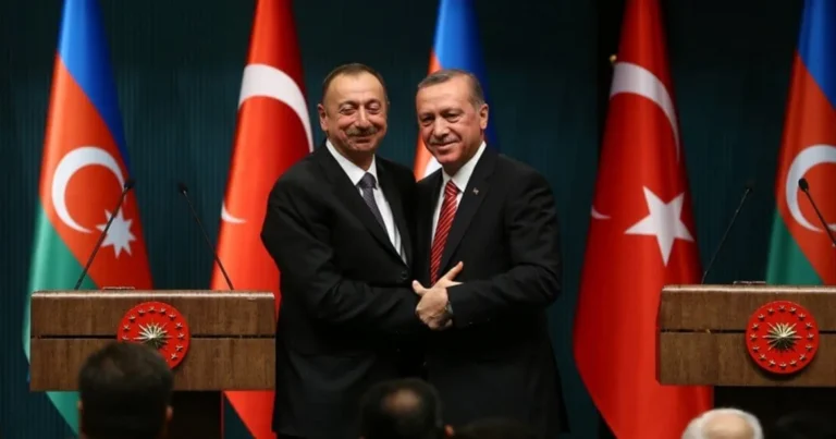 Hikmət Babaoğlu: “Türkiyə və Azərbaycan liderləri qardaşlığın əsas simvollarıdır”