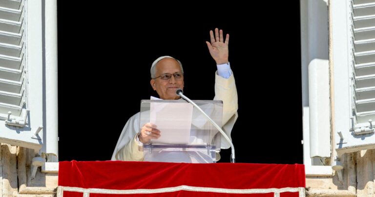 Vatikan açıqlama yaydı: Papa XIV Leo ağciyərindən əməliyyat olunacaq