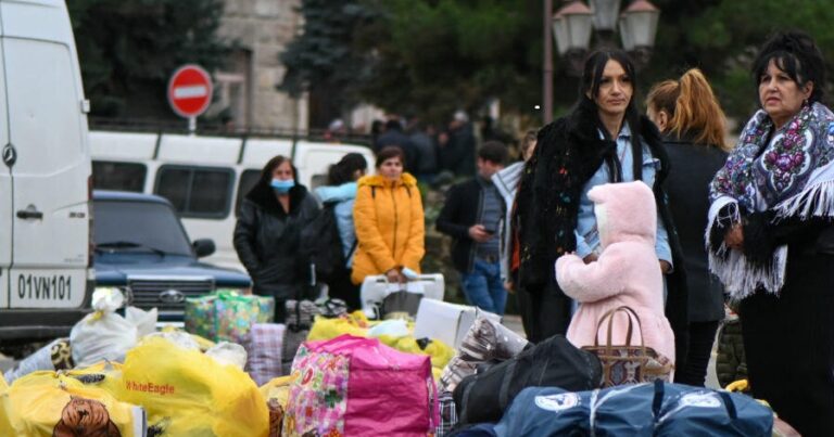 Almaniyada ermənilərin deportasiyası başladı: Sıra azərbaycanlılara çatır? – FOTO