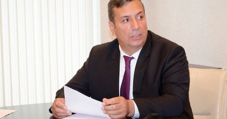 Etik prinsiplər, özünütənzimləmə, yanlış sərlövhə seçimi və peşəkar jurnalistikanın fərqi