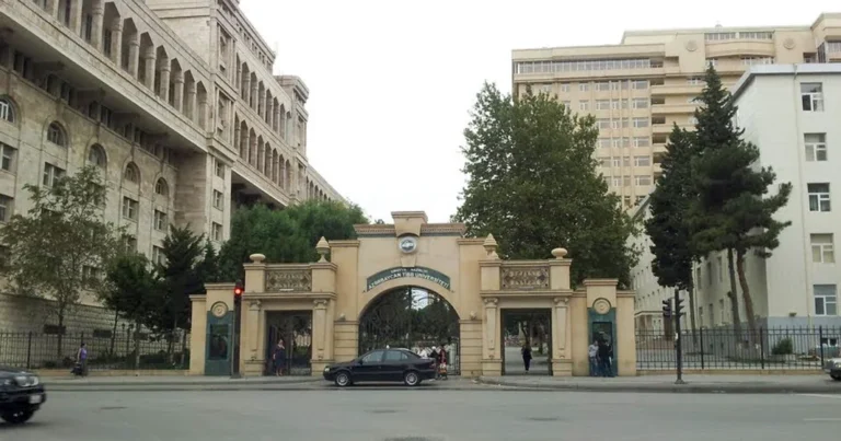 Azərbaycan Tibb Universiteti qonaqlar üçün 42 min manatlıq hədiyyə alır